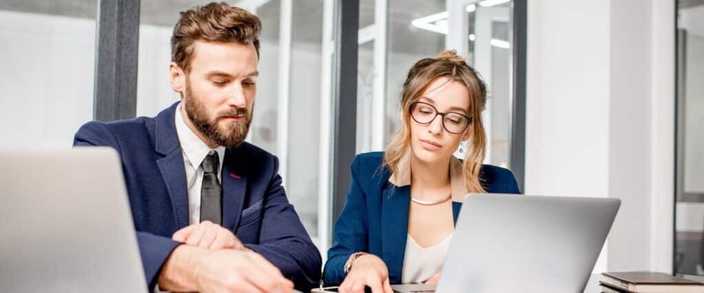 This Insider Shares His Secrets to a Career in Finance image