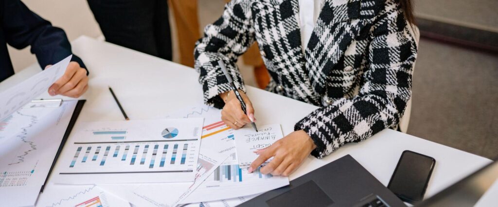 How To Break Into A Career in Finance image
